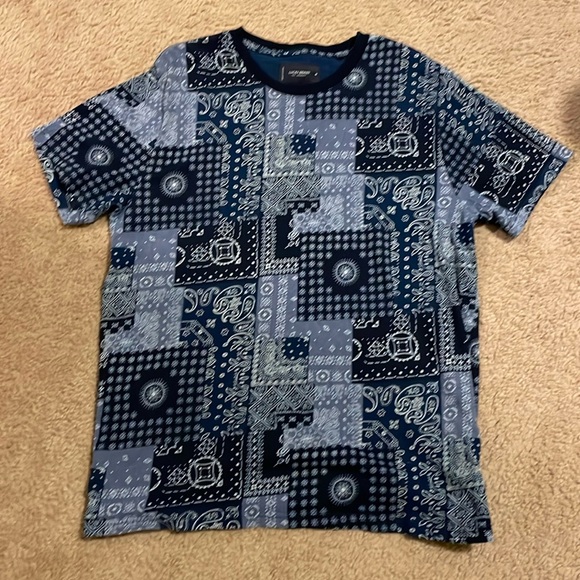 Quilt Pattern Tee - Picture 1 of 3